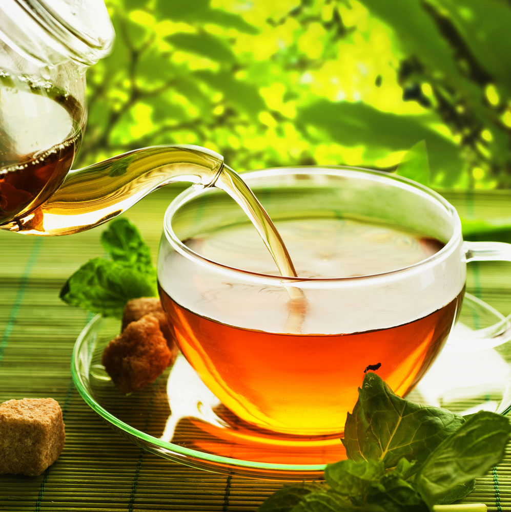 一杯香浓的茶摄影图片,茶,茶叶,茶水,茶杯,玻璃杯,倒茶,温馨,休闲